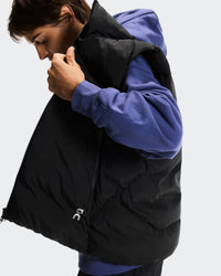 ON RUNNING JAS ALL DAY PUFFER VEST  ZWART